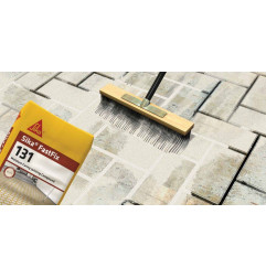 Sika FastFix-131 - Areia de junção para tijoleiras e pavimentos - Sika