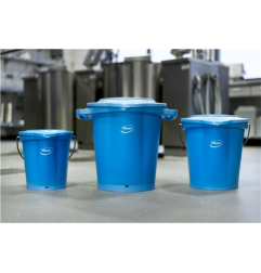 Lid for graduated bucket 5689 - 6 Liters with pouring spout - Vikan