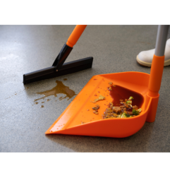 Dustpan 5662 - 330mm with vertical handle - Vikan