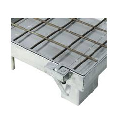 Galvanised paver cover with assisted opening - Toptek Paving Assist GS - A 15 kN - ACO